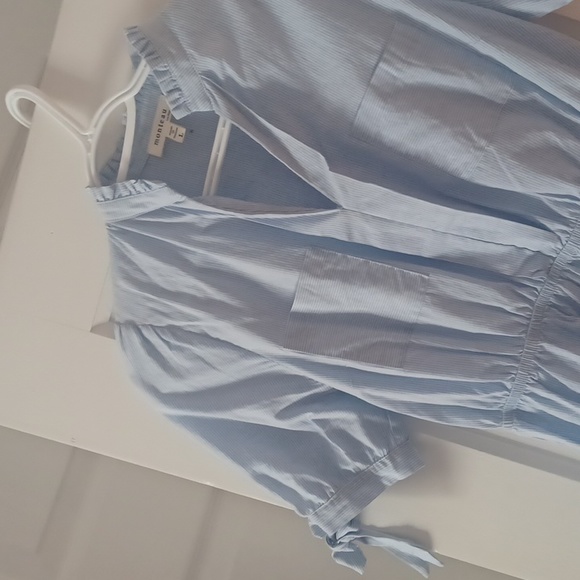 Summer dress - Picture 2 of 3